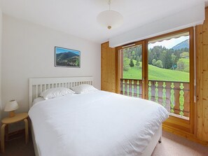 3 bedrooms