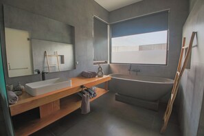 Premium Villa, 3 Bedrooms, Private Pool | Bathroom