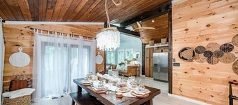Beautiful home with water view in Smith Mountain Lake