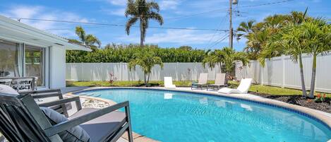 Maison Familiale, vue piscine | Terrasse/Patio