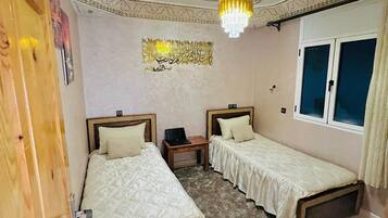 Leilighet, strandutsikt | Safe på rommet og wi-fi (inkludert)