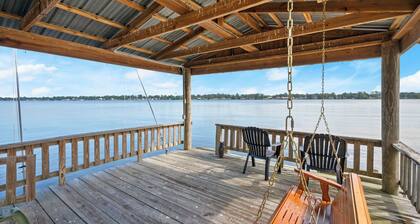 Welcoming 3-bedroom mobile home with AC in Oscar