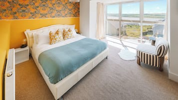 4 bedrooms, free WiFi, bed sheets