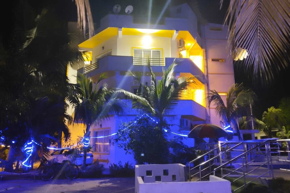 Octagon Beach Resort Pondicherry