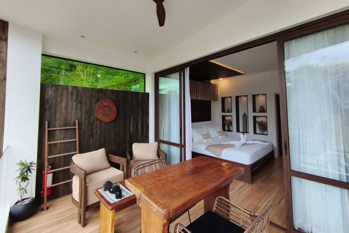 1 habitación, minibar, caja de seguridad en la habitación y escritorio 