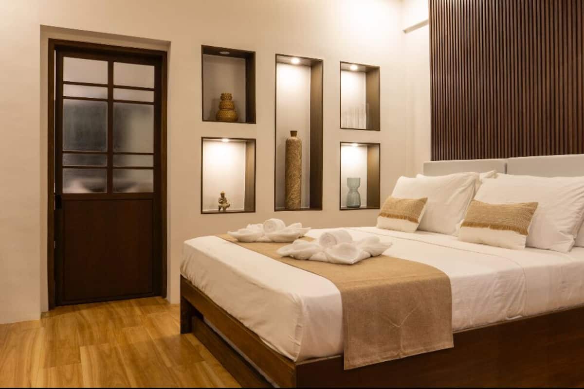 Deluxe Villa, Partial Sea View