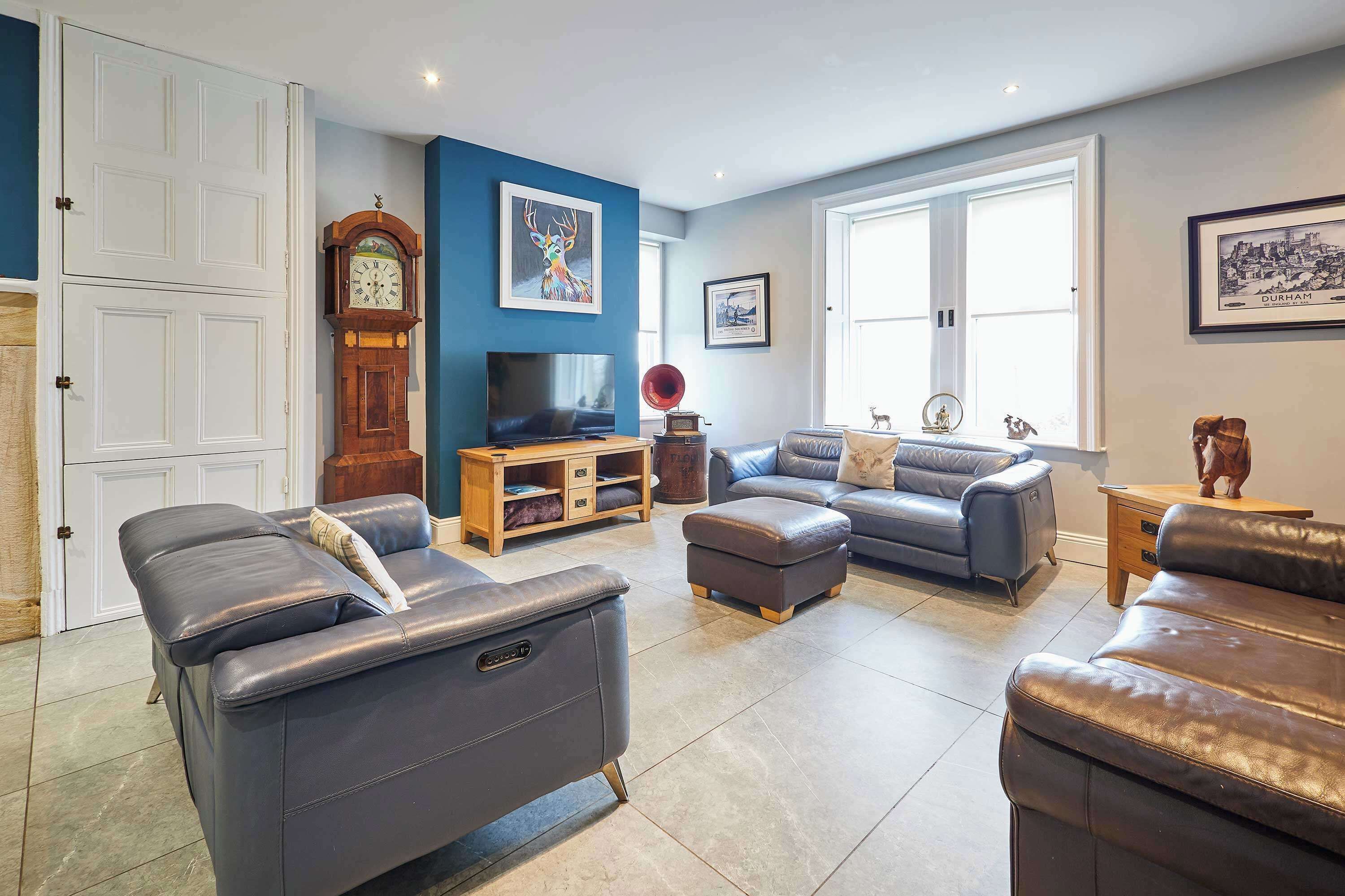 Maison | Coin séjour | Cheminée