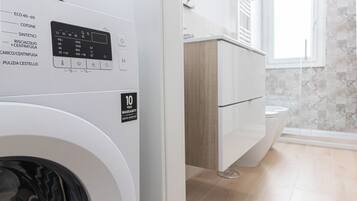 Apartment (0 Bedroom) | Interior