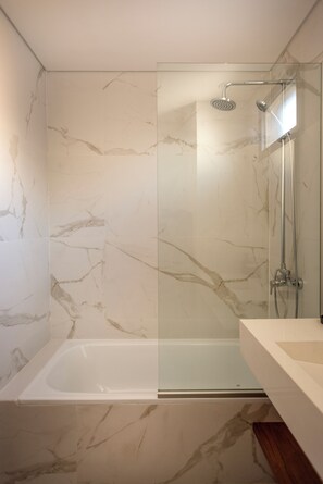 Superior Apartment, Balcony, City View | Bathroom - Local Stunning Gem in heart Palermo P6C (Buenos Aires)