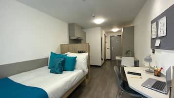 Studio, Non Smoking | Blackout curtains, free WiFi