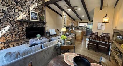Newly Renovated 5 bedroom Condo in Ruidoso