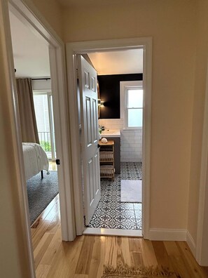 3 bedrooms, free WiFi - Spacious 3-bedroom apartment with AC, WiFi in fantastic Ventnor City, with a 10 (Ventnor City)