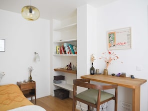 1 Schlafzimmer, Bügeleisen/Bügelbrett, Bettwäsche