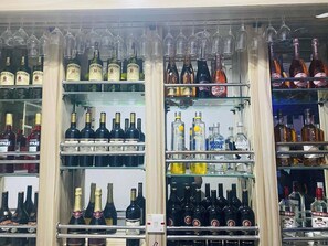 Bar (en el alojamiento)