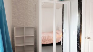 2 عدّة غرف نوم ومكتب وواي فاي وملاءات أسرّة