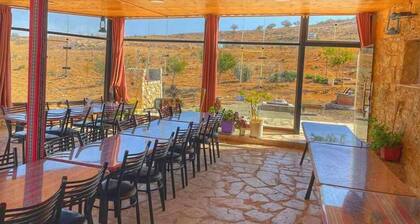 EIN LAHDA CAMP DANA