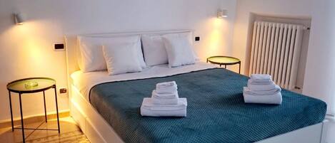 2 bedrooms, in-room safe, WiFi, bed sheets