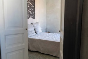 2 habitaciones, wifi y ropa de cama 