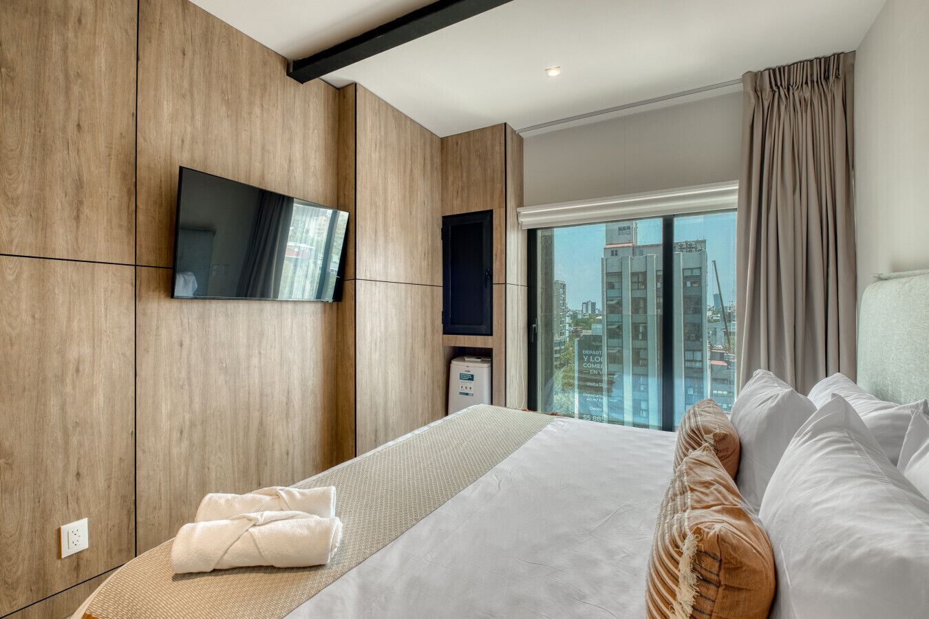 1 bedroom, desk, iron/ironing board, travel cot