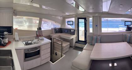 51' Luxury Yacht in Key West
