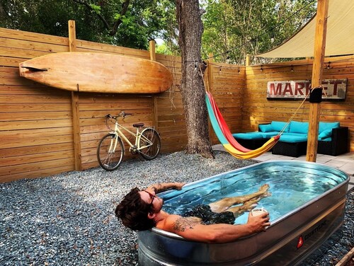 Waterline Cottage in South Front District