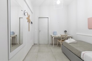 1 bedroom, internet - D.Home B&B - Camera tripla (Oria)