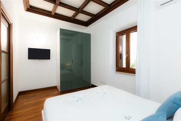 Room - Vicolo Trevi apartment (Rome)