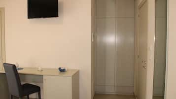 Habitación Deluxe, vista al jardín | Interior