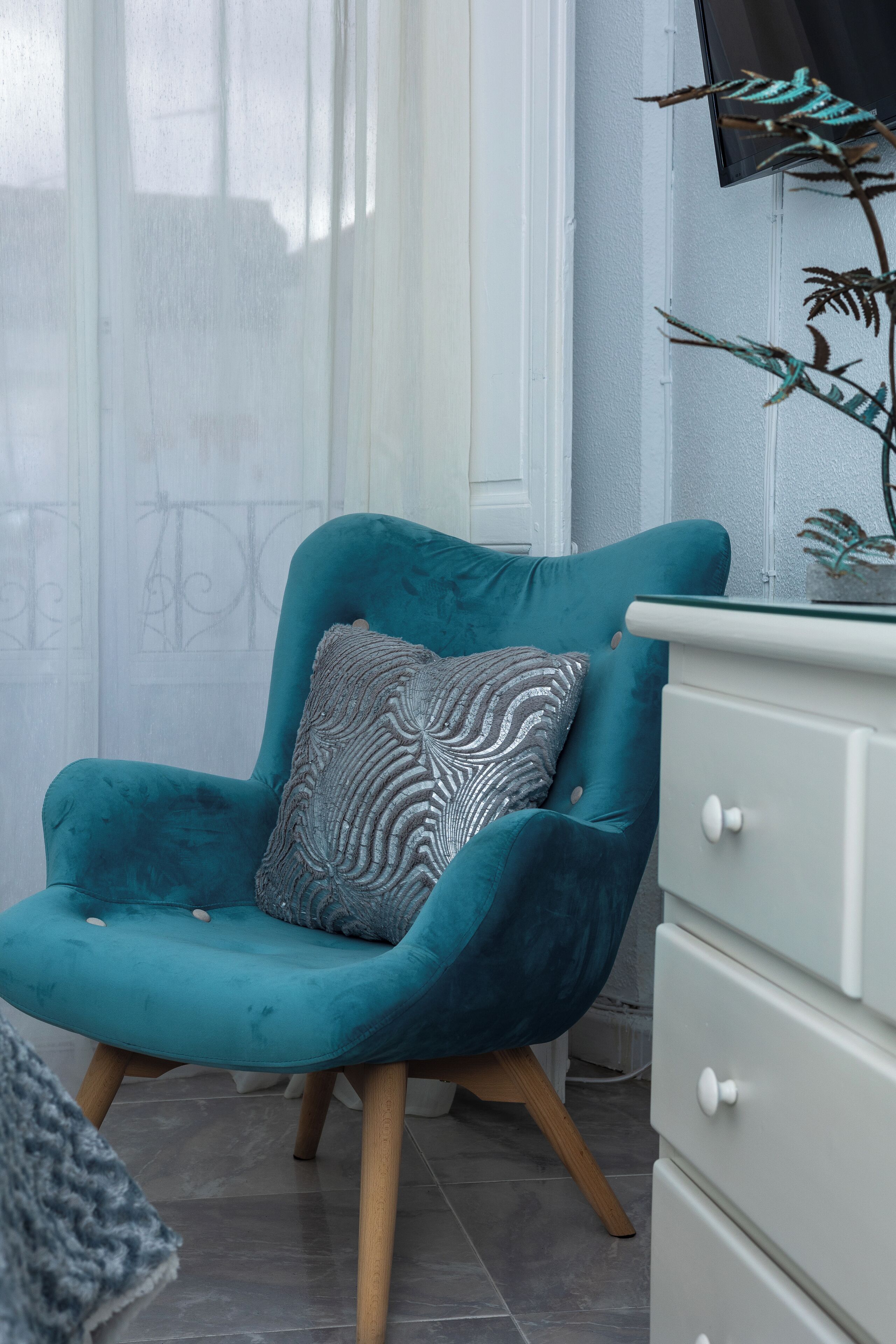 エコノミールーム バルコニー シティビュー | アイロン / アイロン台、WiFi (無料)