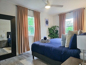 3 bedrooms, iron/ironing board, travel cot, free WiFi