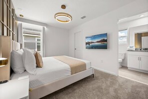 8 bedrooms, travel cot, WiFi, bed sheets - 8 BD/ 4.5 BA/ Solara Resort (2337 SW) (Kissimmee)