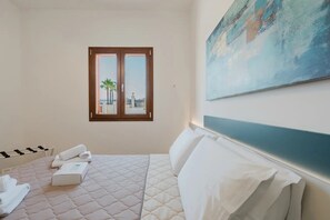 Villa Mareluna | 2 bedrooms, in-room safe, iron/ironing board