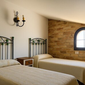 Suite, Pool View | Laptop workspace, iron/ironing board, free WiFi - Elegant Twin Villas With Pools & Views (Conil de la Frontera)