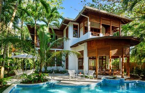 Outdoor pool - Idle Awhile Villa - Palm 5-Bedroom Luxury Villa (Negril)