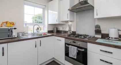 EV Charger, Airport Access, City Centre