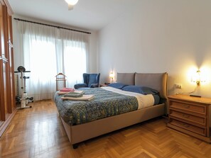 2 Schlafzimmer, Bügeleisen/Bügelbrett, kostenloses WLAN, Bettwäsche