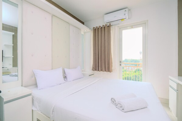 Room - Comfort Stay Studio at 6th Floor Sentul Tower Apartment (Citaringgul)