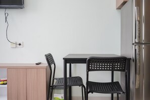 標準開放式客房, 1 間臥室 (Apartment) | 飯廳