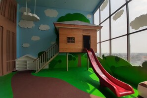 Children's play area - indoor