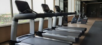 Scenic and Strategic Studio Apartment at Springwood Residence