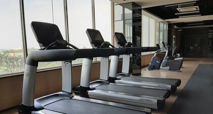 Fully Furnished Studio Apartment with Cozy Design Springwood Residence