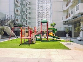 Área de juegos infantiles al aire libre