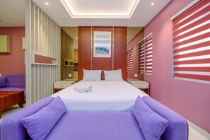 Standard Studio, 1 Bedroom (Apartment) - Homey and Modern Studio at Sentul Tower Apartment (Citaringgul)