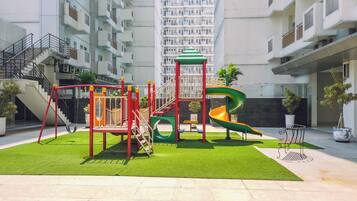 Children's play area - outdoor