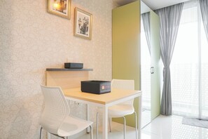 Dining room - Comfortable Studio at West Vista Apartment (Jakarta)