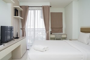 Standard Studio, 1 Bedroom (Apartment) - Comfort and Nice Studio Apartment at Springwood Residence (Tangerang)