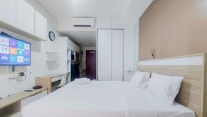 Interior - Minimalist and Homey Studio at Springwood Residence Tangerang Apartment (Tangerang)