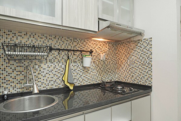 Standard Studio, 1 Bedroom (Apartment) | Private kitchen