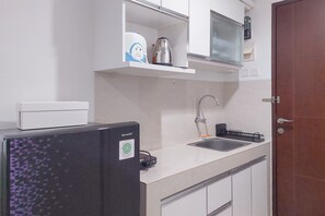 Standard Studio, 1 Bedroom (Apartment) | Private kitchen