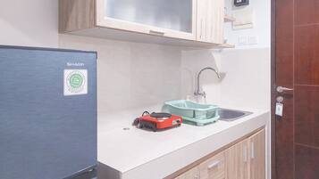 Standard Studio, 1 Bedroom (Apartment) | Private kitchen